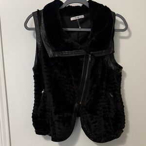 Papaya Black Faux Fur Vest with Zipper
